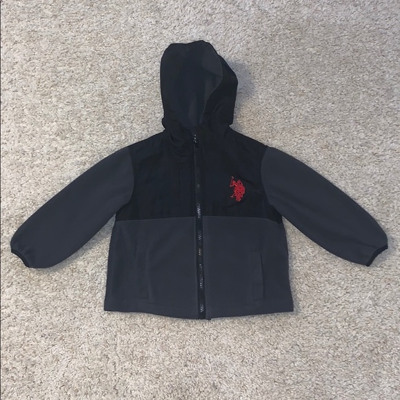 Toddler boys polo jacket. Size 2T - Picture 1 of 8